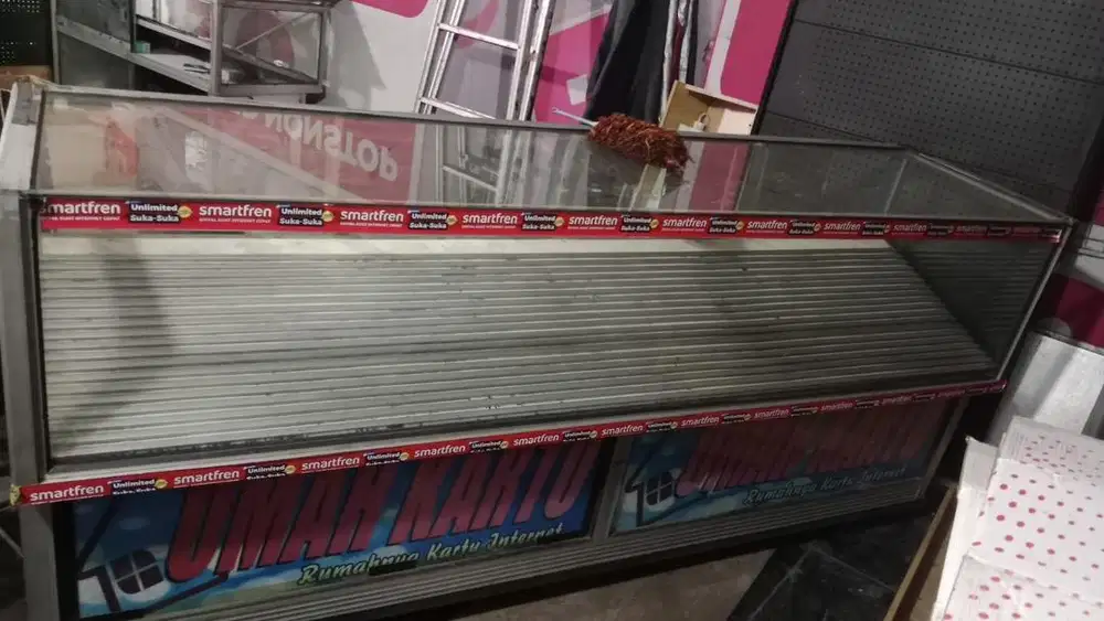Etalase Konter 2.5m