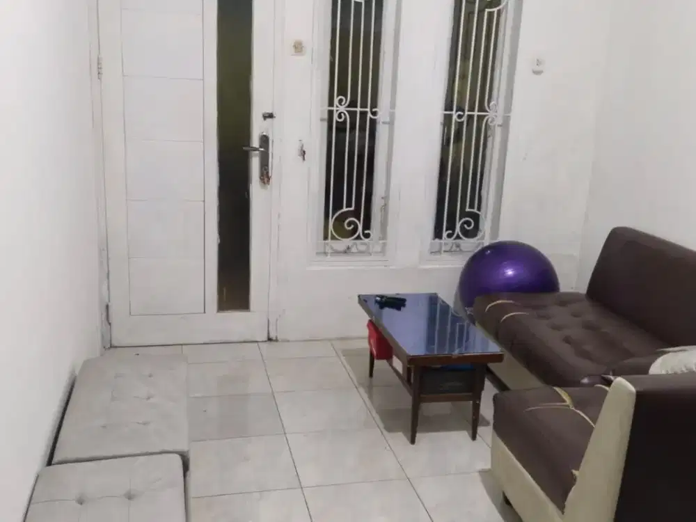 Jual cepat rumah di srengseng sawah jagakarsa Jakarta selatan