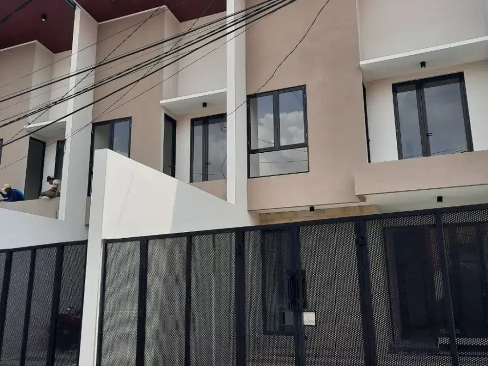 ‼️JUAL CEPAT, SISA 1 UNIT‼️ SELANGKAH MERR, RUMAH BARU GRESS SEMAMPIR SEMOLOWARU SUKOLILO SURABAYA TIMUR. DEKAT PASAR, RS, SEKOLAH, KAMPUS, Dsb