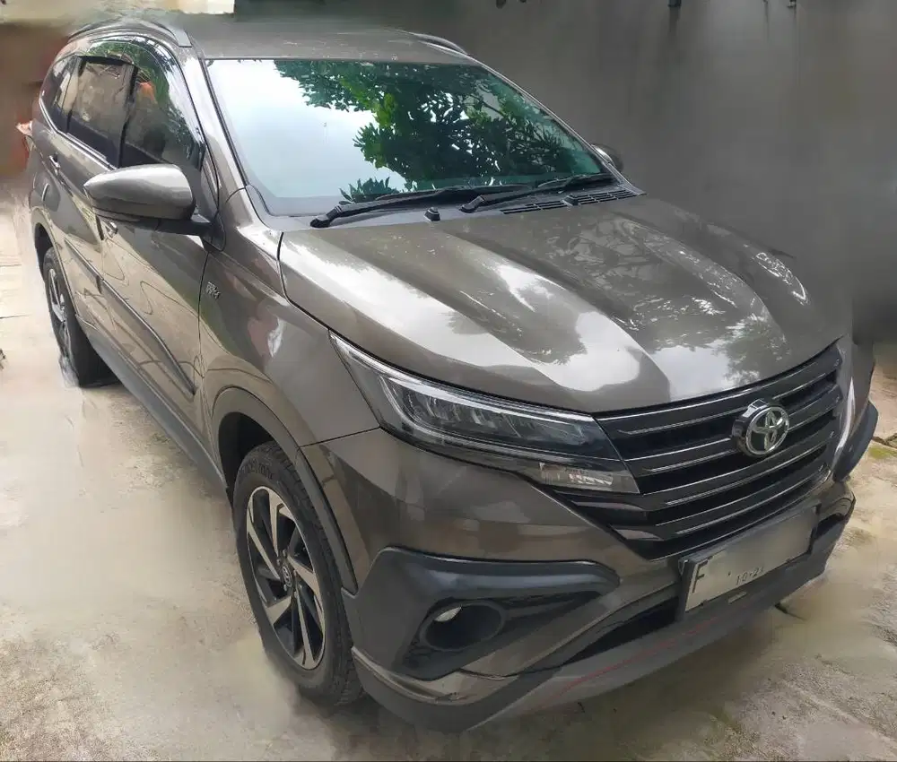 Dijual Toyota New Rush A/T TRD Sportivo 2018 7 seat bekas