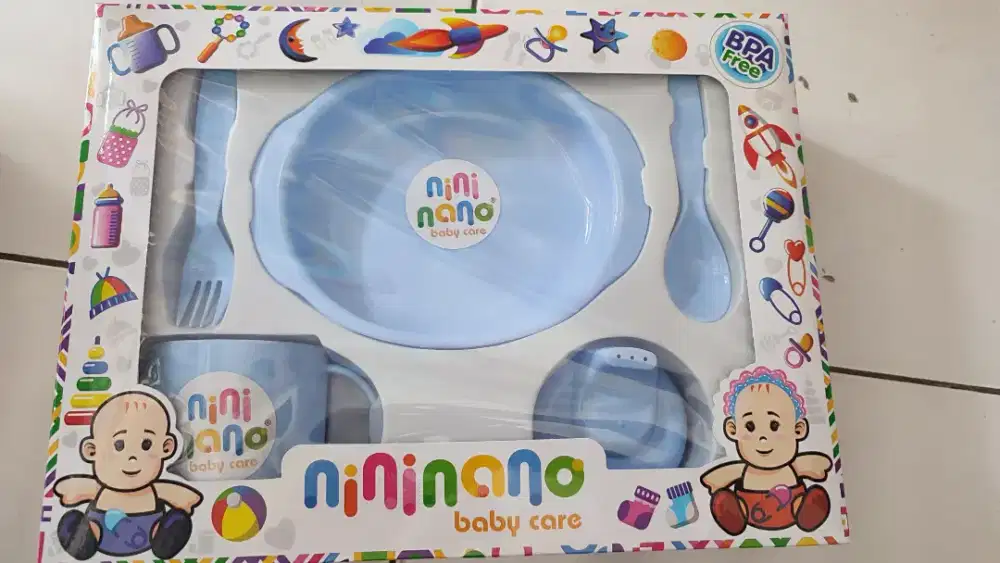 Set perlengkapan makan Nininano