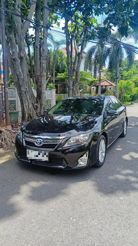 Toyota Camry 2.5 hybrid 2013, Low Km, Tdp 17jt, istimewa