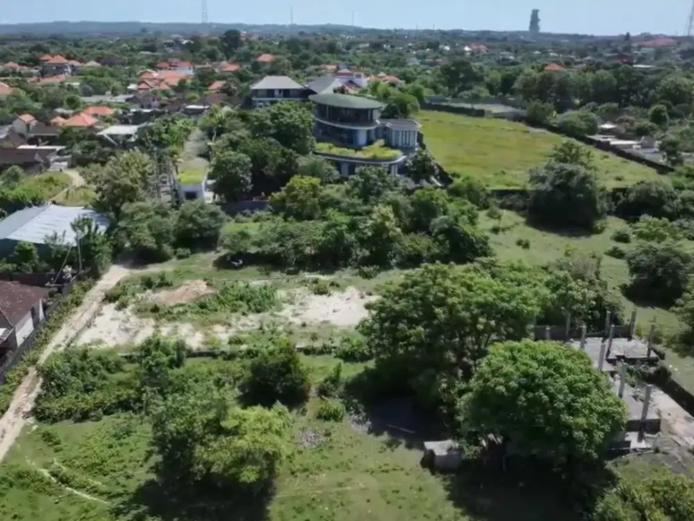 Dijual lahan murah lokasi villa. Posisi lahan hook bagus untuk dibuat menjadi beberapa villa