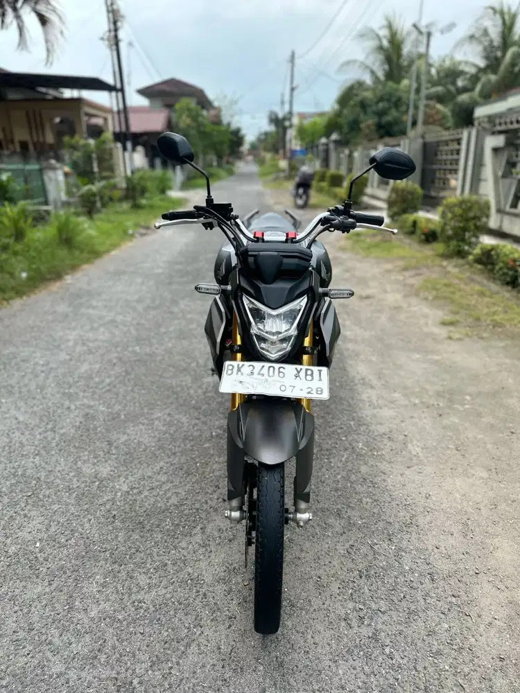 Honda CB 150R StreetFire V4 Tahun 2023