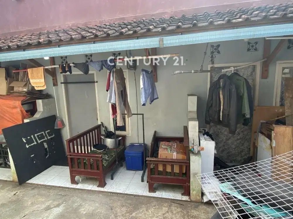 Rumah Dengan Ruang Usaha Kosan Dan Kontrakan Di UBER Bandung