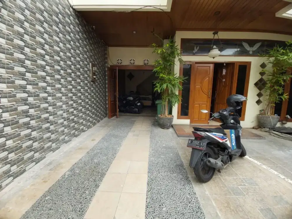 kost baik baik , nyaman , bersih , terjangkau