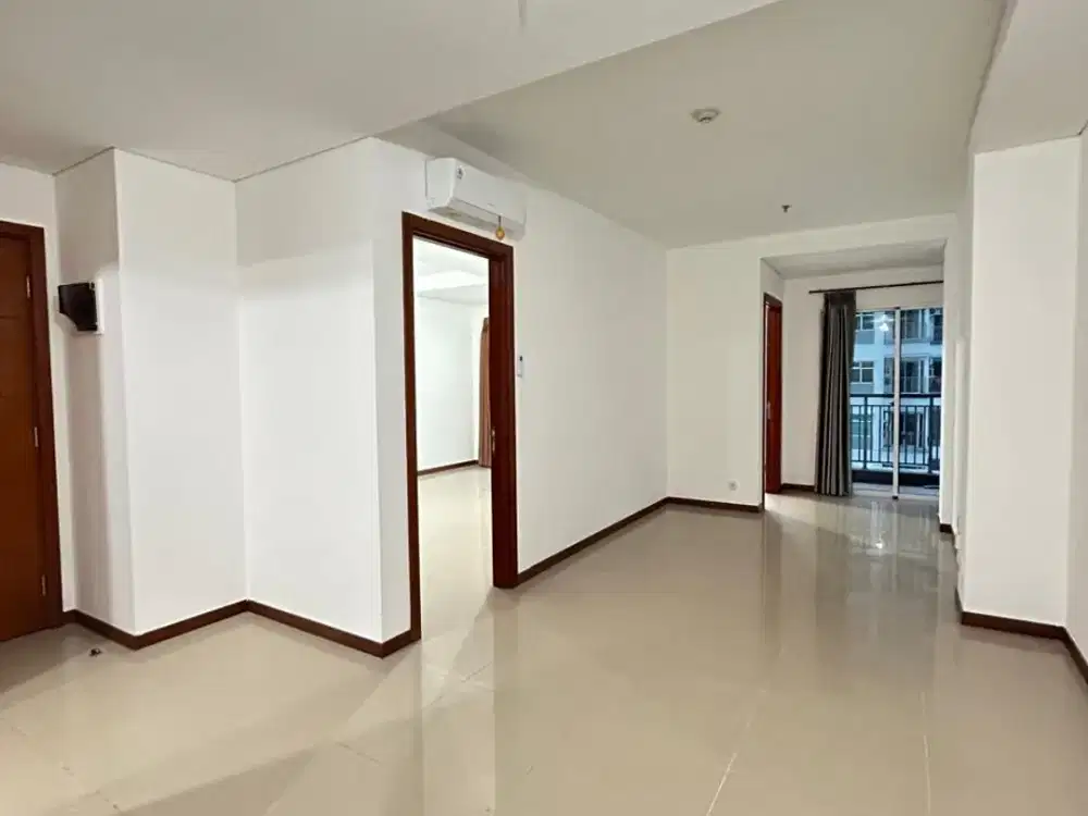Condominium Green Bay Pluit 2 BR Unfurnished Ada AC Free Hordeng!