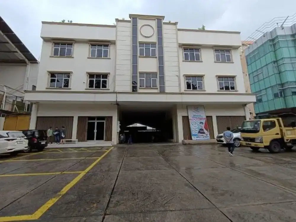 Gudang Sunter pinggir jalan raya, cocok untuk komersial