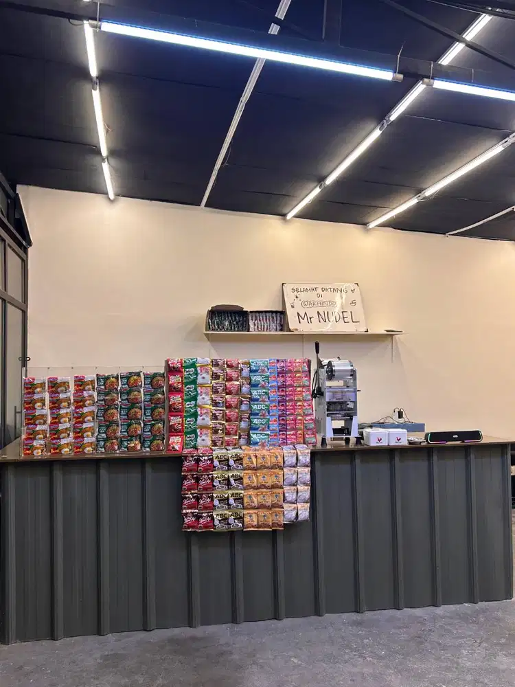 DISEWAKAN TEMPAT USAHA STRATEGIS BERDAMPINGAN DENGAN TEMPAT CUCI MOBIL