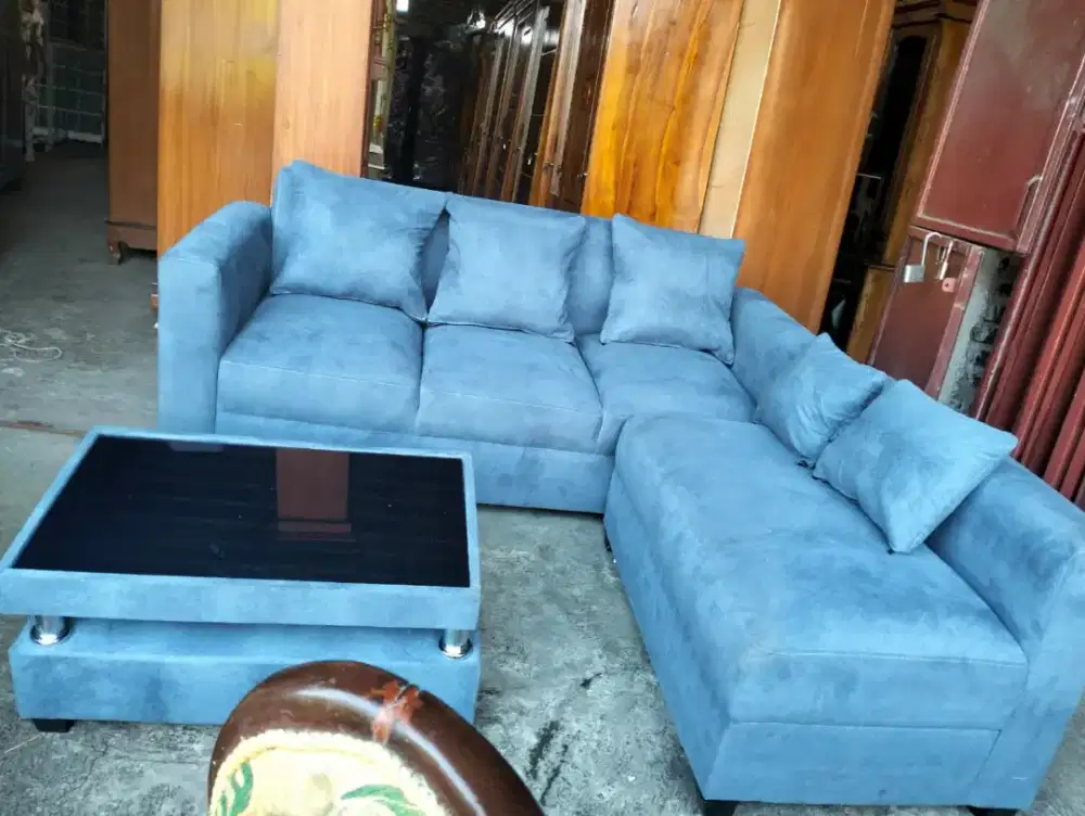 Sofa L putus abu