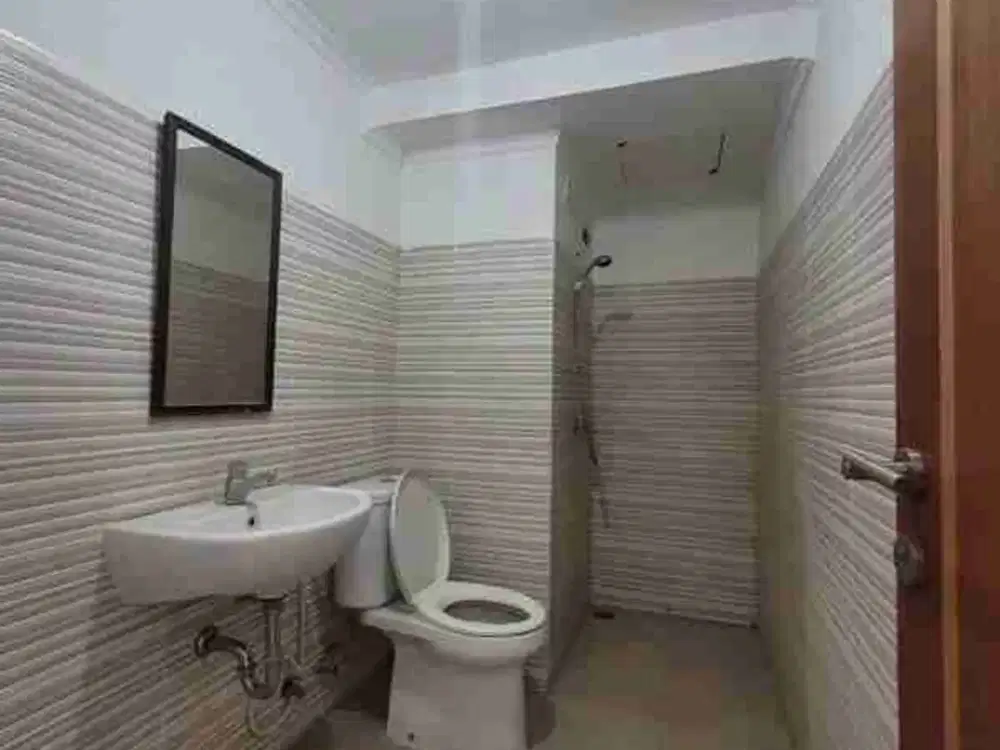 Termurah Apartmen Puncak Buka Golf Nol Jalan Dkt Pakuwon Semi