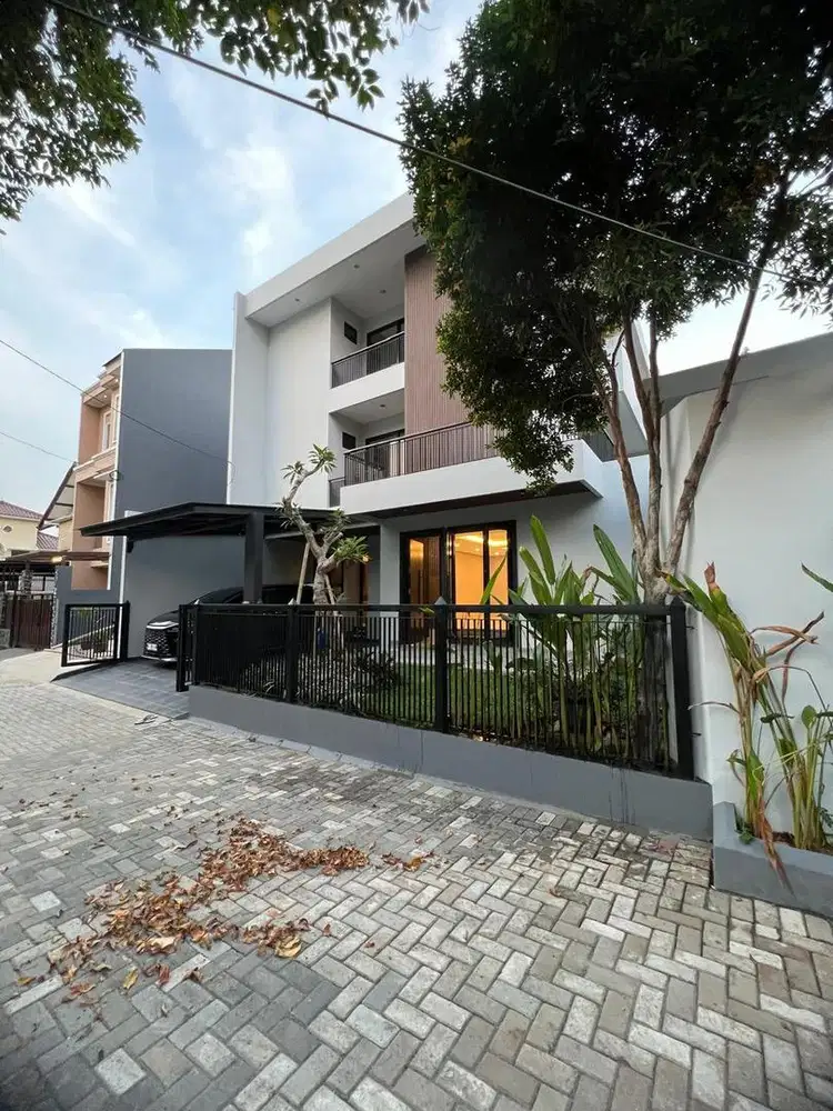 Rumah Mewah+Swimmingpool Di Lebak Bulus Jakarta Selatan
