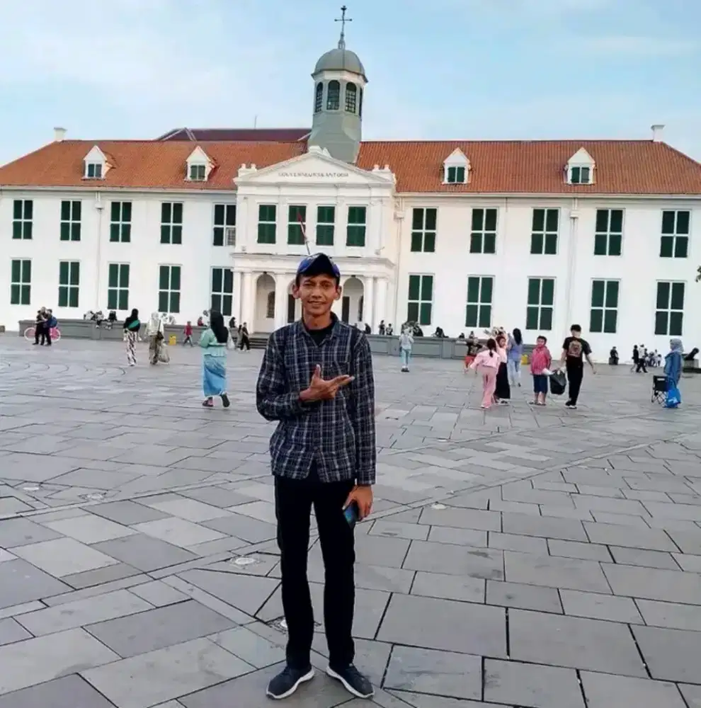 Cari Pekerjaan apa aja yang penting halal