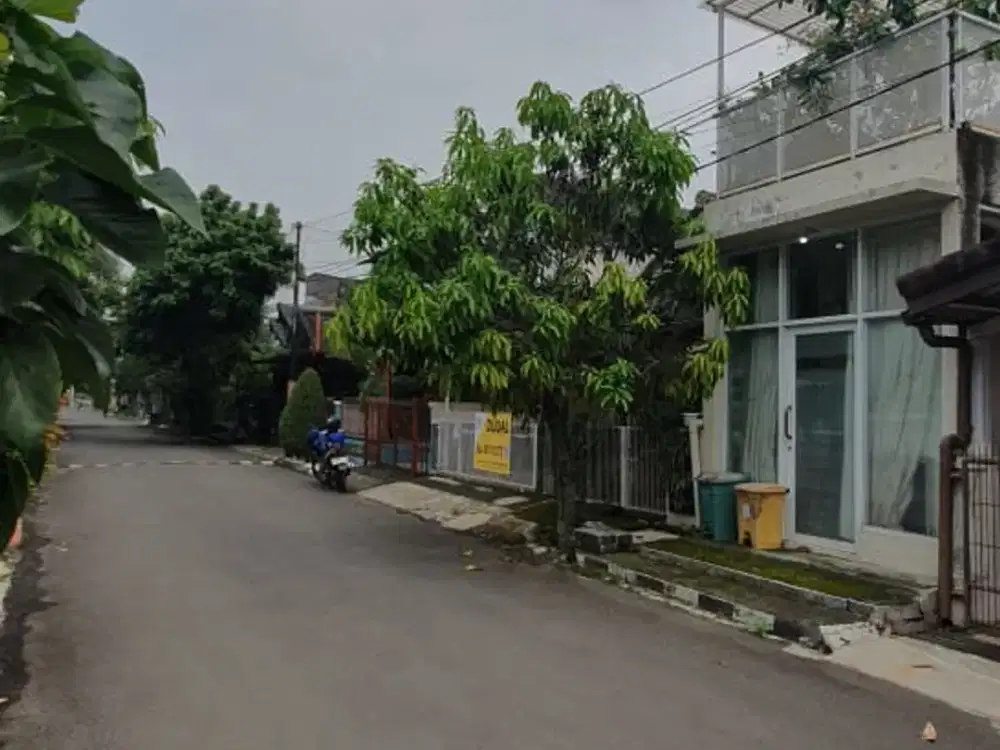 DIJUAL RUMAH DALAM KOMPLEK GRIYA CARAKA ARCAMANIK STRATEGIS