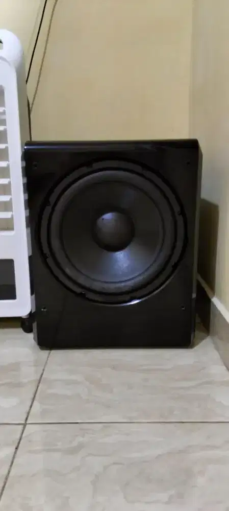 Subwoofer genesis 12 inc