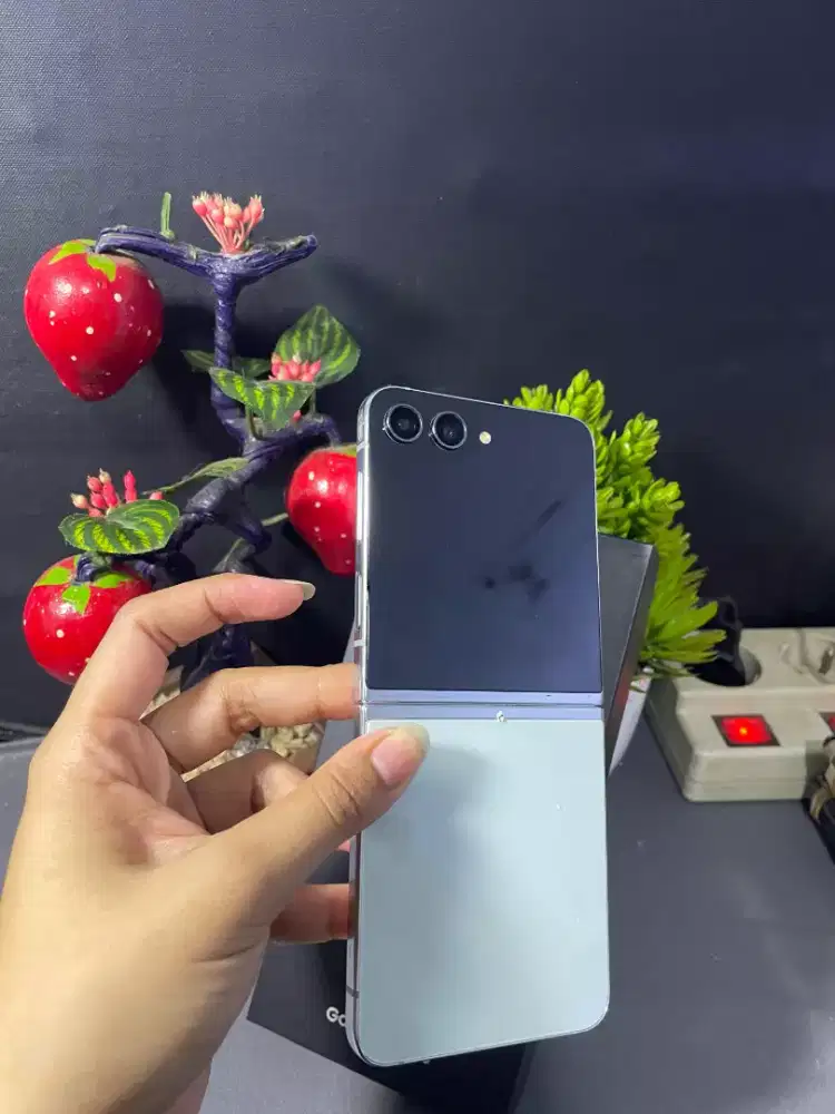 SAMSUNG Z FLIP 5 5G RAM 8/512GB ORIGINAL SEIN NORMAL FULLSHET