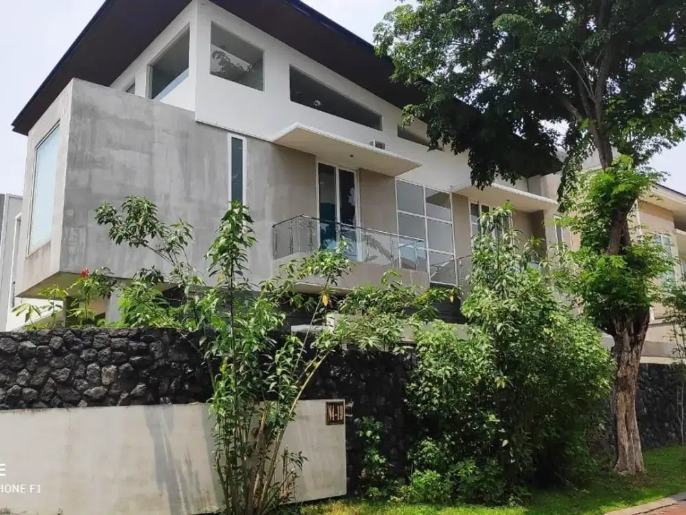 Rumah Mewah Di Perum Pakuwon City Cluster San Antonio, HOOK