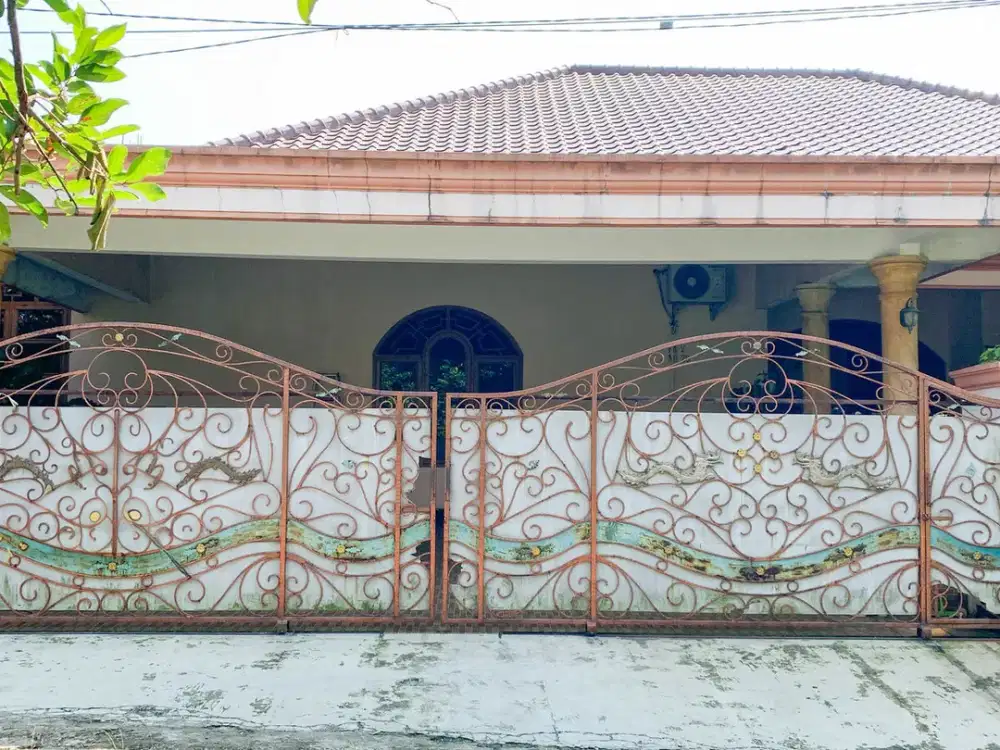 Rumah Luas 8 Menit ke Gerbang Toll Kayu Manis 1 Dibantu KPR J-24498