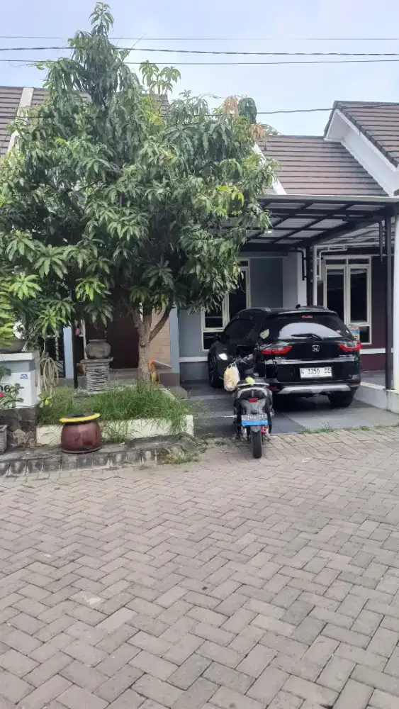 Dikontrakan rumah one gate pondok permata suci