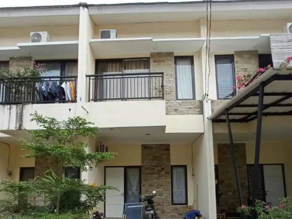 Rumah Seken Terawat 6 Menit ke Stasiun Cisauk 2 Lantai Bisa KPR J-5623