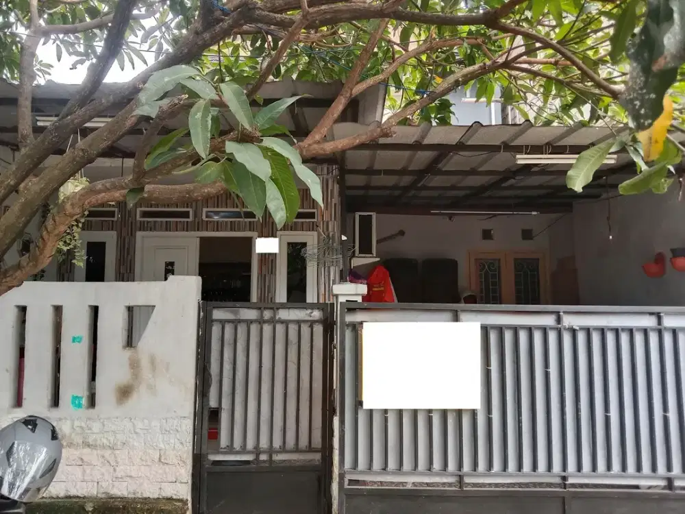 Rumah 2 Lt SHM 10 menit ke Cibinong City Mall Dibantu KPR J-32722