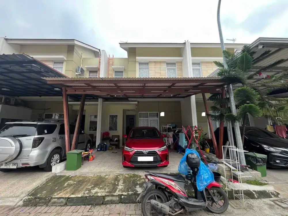 Rumah 6 Menit ke Plaza Metropolitan Hadap Selatan Siap KPR J-33928