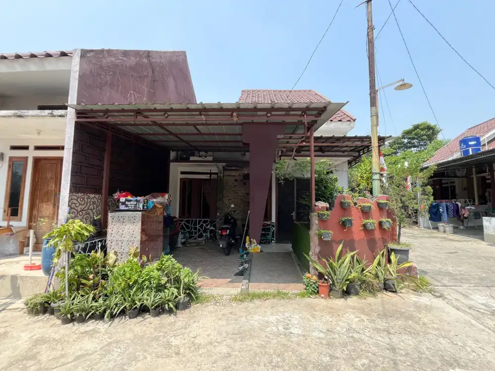 Rumah Minimalis SHM Selangkah ke Terminal Sawangan Hadap Timur J-12854
