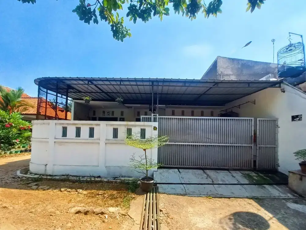 Rumah Hook LT 170 Dekat Pusat Perbelanjaan di Jatiasih Siap KPR J-6101