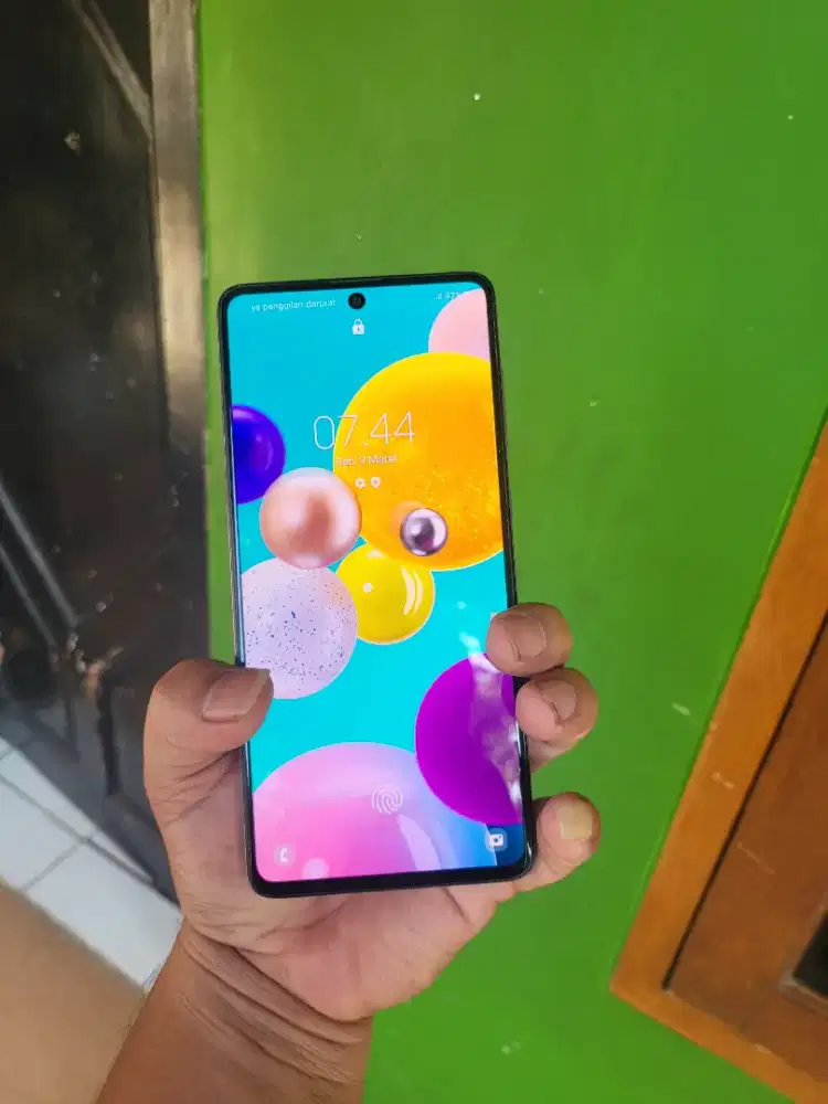 Samsung A71 8/128 sein  shdw tipis selebihnya mulus nominus unit.only