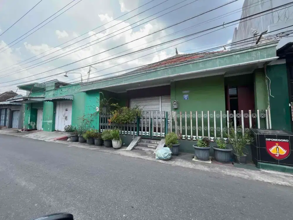 dijual rumah tengah kota solo