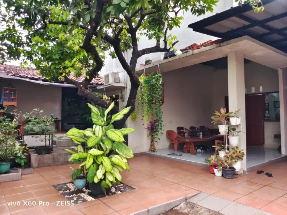 Dijual Rumah Luas Asri Siap Huni di Jatikramat Jatiasih Kota Bekasi