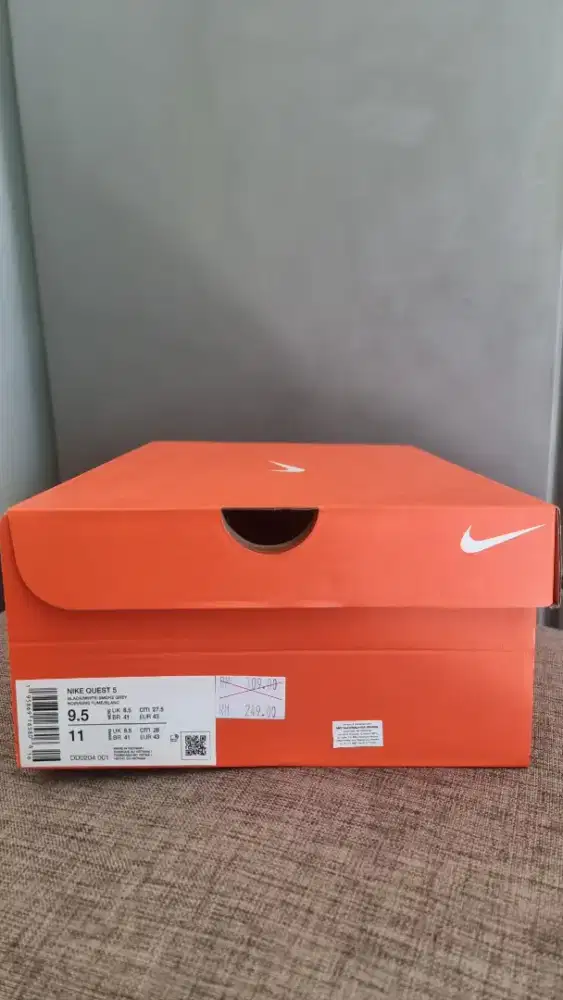 Sepatu nike quest 5 original ukuran 43