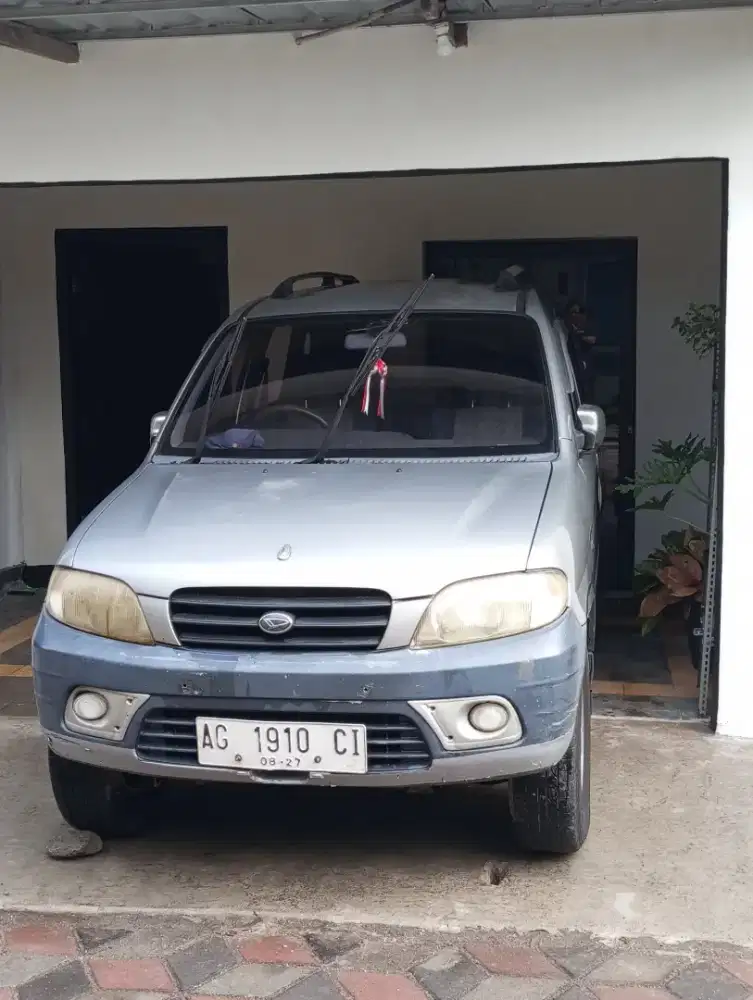 Daihatsu taruna cl efi 2002