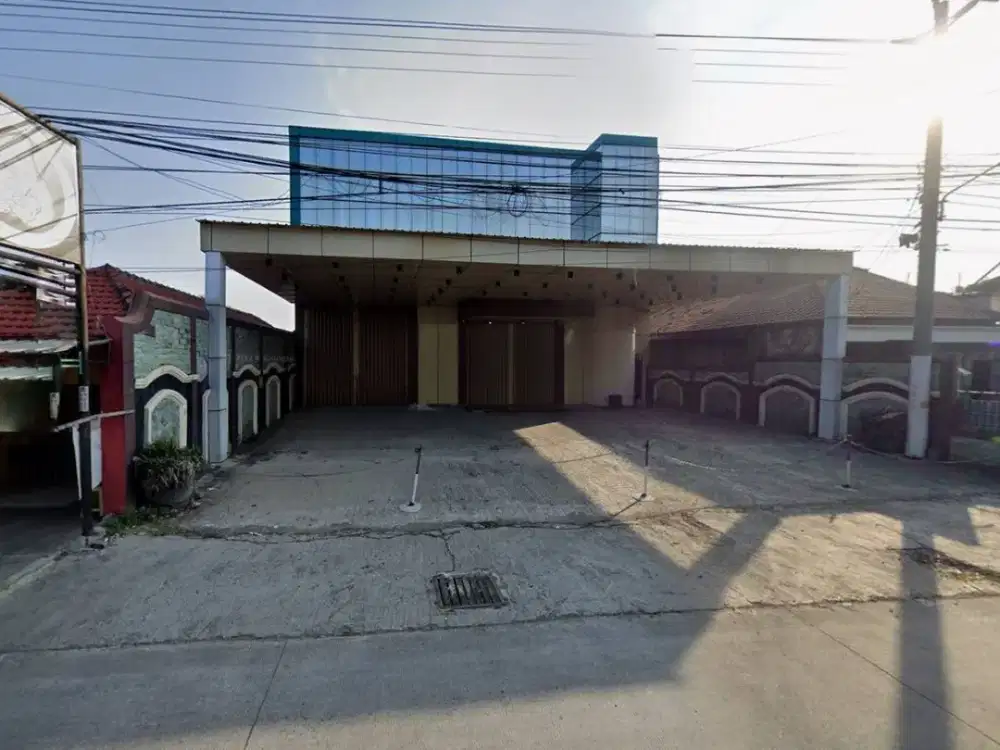 Disewakan Ruang Usaha 2 Lantai Lokasi Tengah Kota Di Jl. Diponegoro Pati