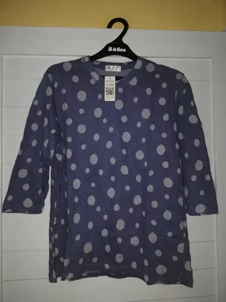 Kaos baru belum ongkir