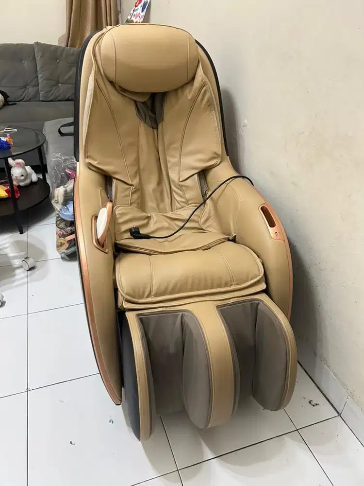 Kels Kenji Kursi Pijat