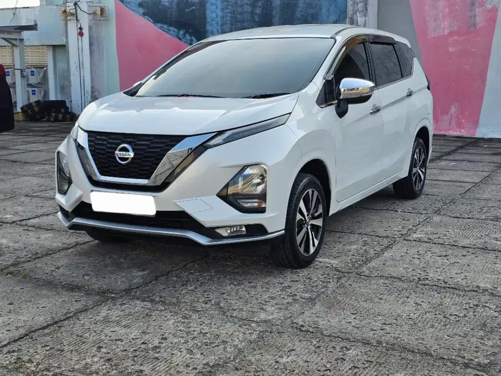 Nissan Livina VL AT 2019
