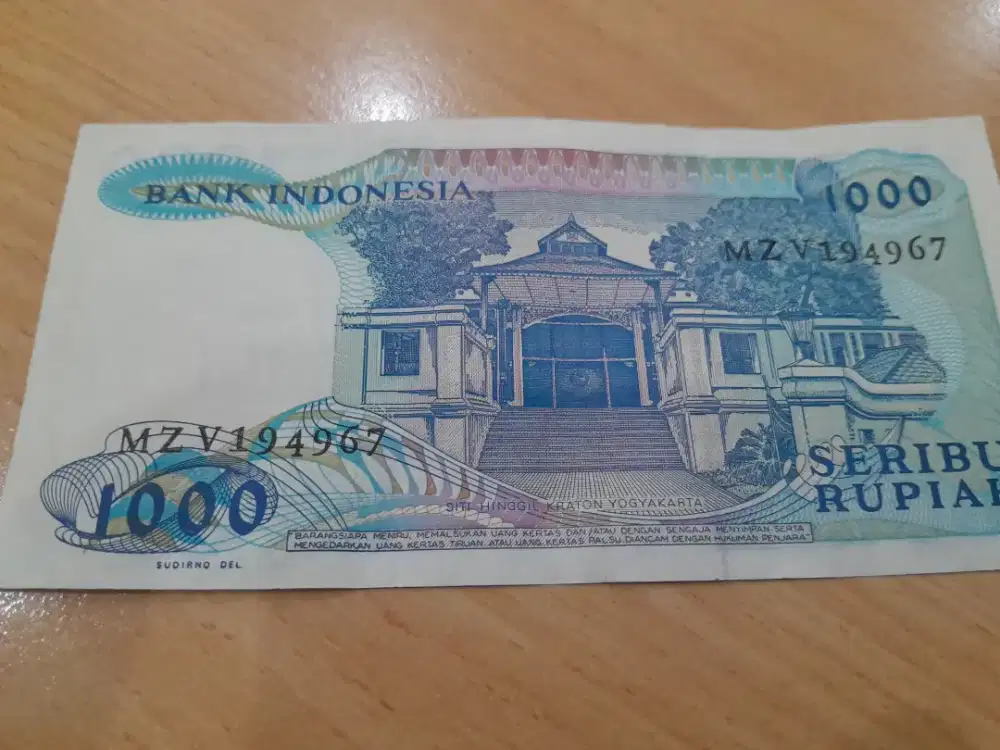 Di jual uang 1000 rupiah