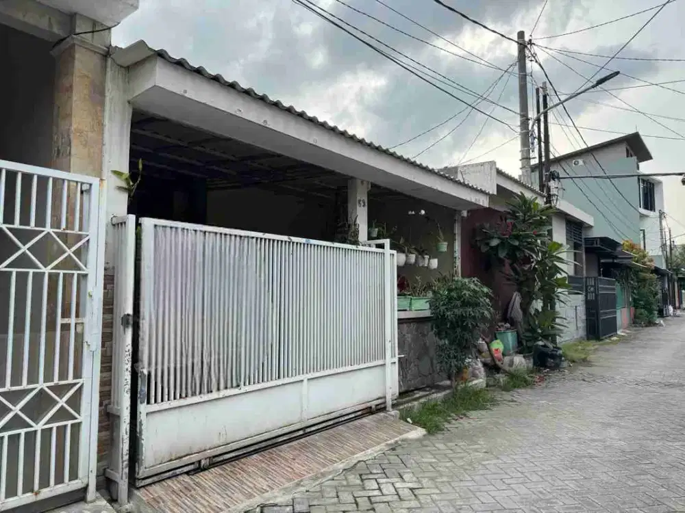 dijual rumah mininalis modern permata Wiyung regency Surabaya barat