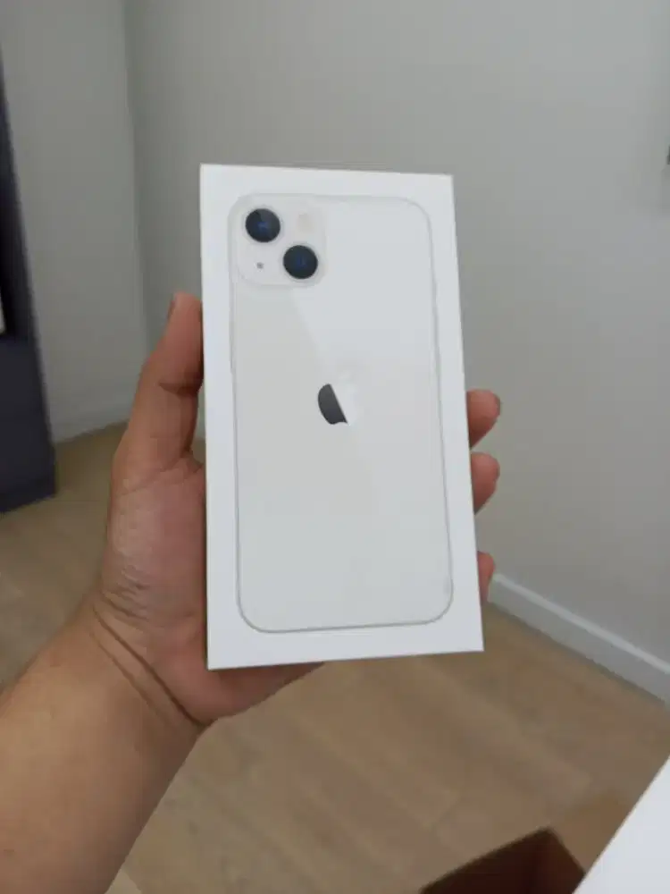 Kredit iPhone 13 garansi iBox