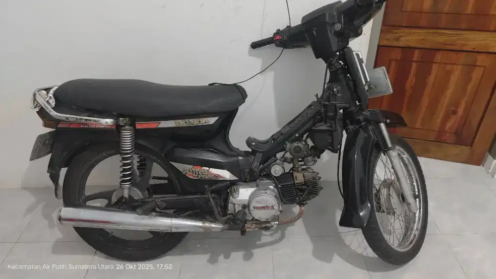 Honda astrea prima