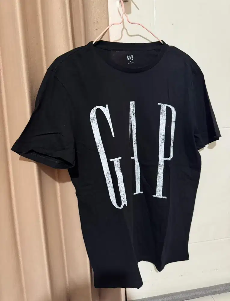 Baju Kaos Pria Gap Zara H&M Uniqlo Bershka