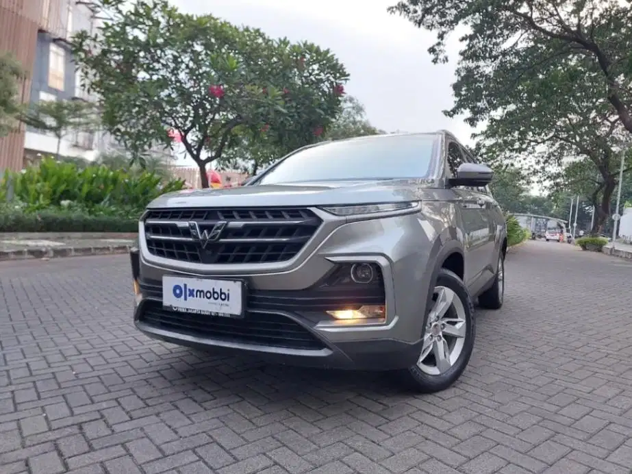 LOW DP Wuling Almaz 1.5 Smart Enjoy 7-Seater Bensin-AT 2019 BIU
