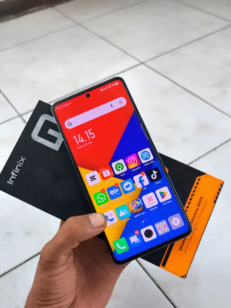Infinik gt 10 pro mulus NFC amoled 8+8/256gb siap pake