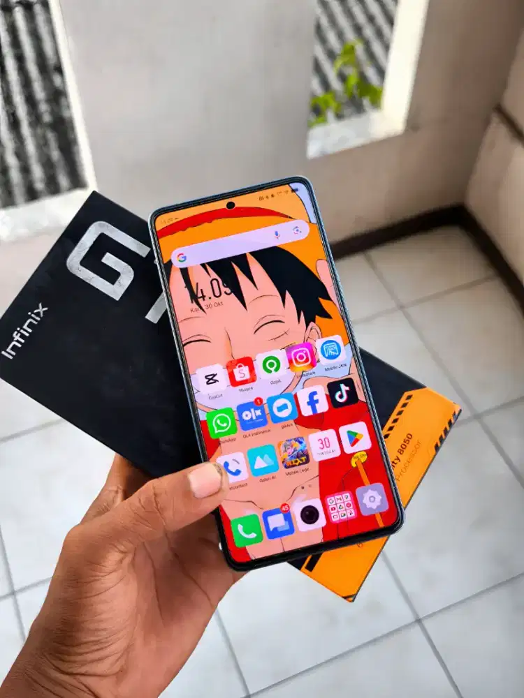 Infinik gt 10 pro mulus NFC amoled 8+8/256gb siap pake