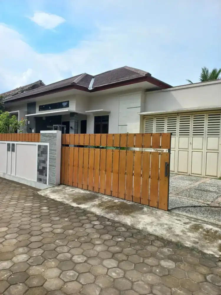 Rumah tinggal 1 (satu) lantai bagus