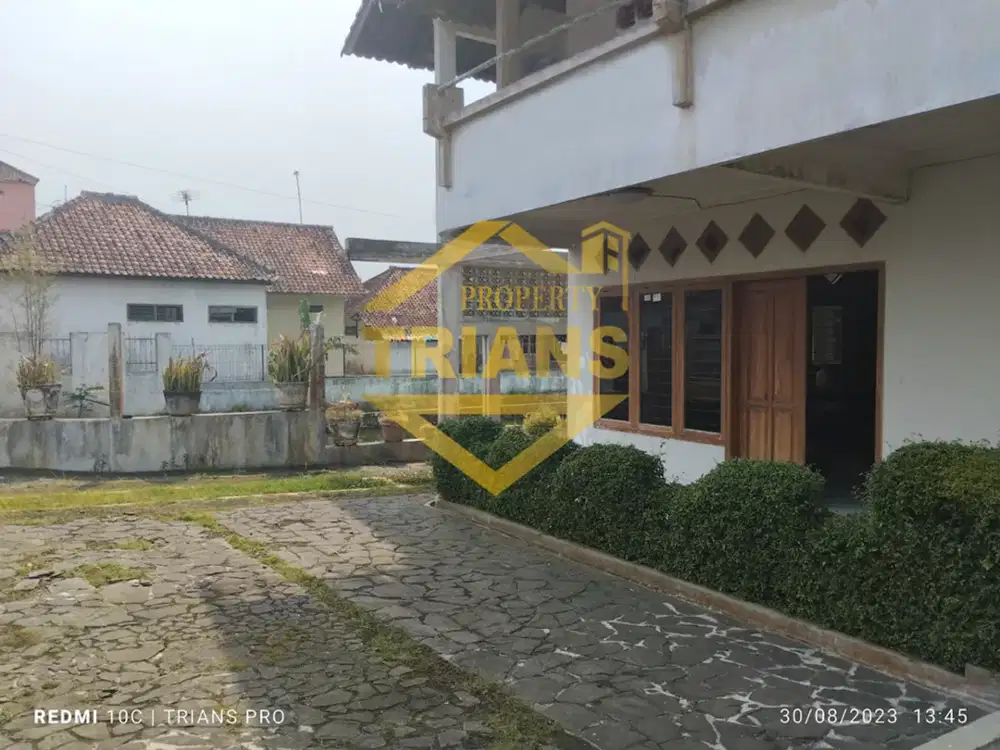 Rumah semi Villa PURBARATU sangat dekat kepusat kota