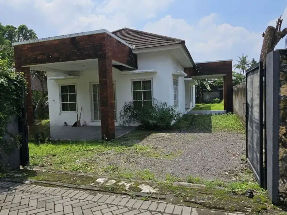 Rumah Luas di Dekat Pusat Kota Yogyakarta