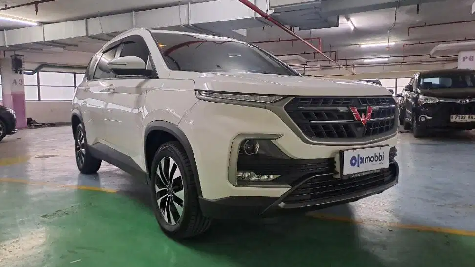 TDP 9,JT Wuling Almaz 1.5 Smart Enjoy 7-Seater Bensin-MT 2021 Putih