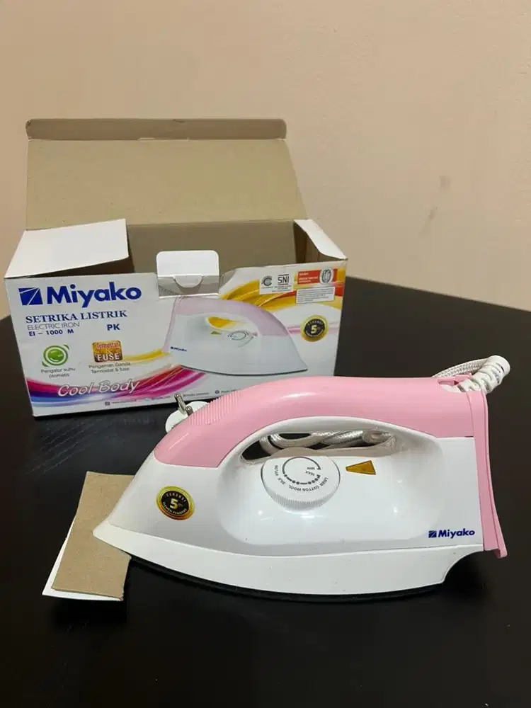 Setrika Miyako EI 1000M